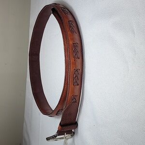 Good brand leather goods vintage British tan leather belt made in Turkey size 34